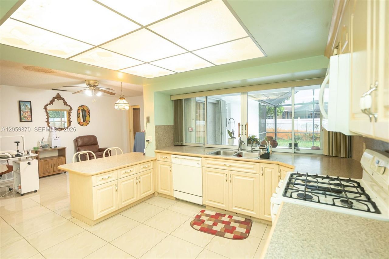 3317 Garnet Rd, Miramar, FL 33025 Photo