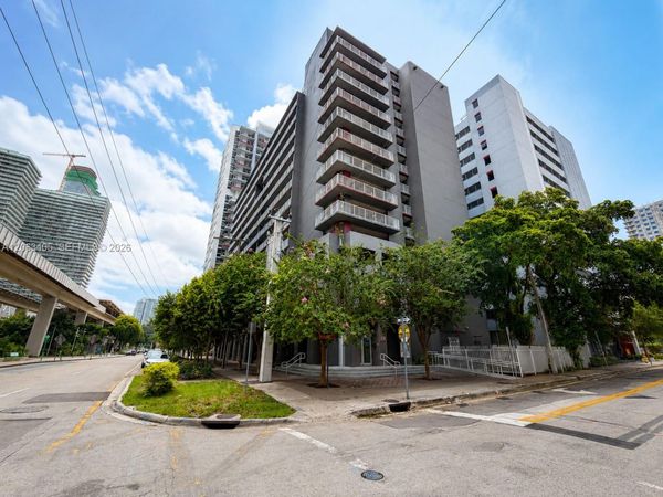 104 SW 9th St, Unit 1403, Miami, FL 33130