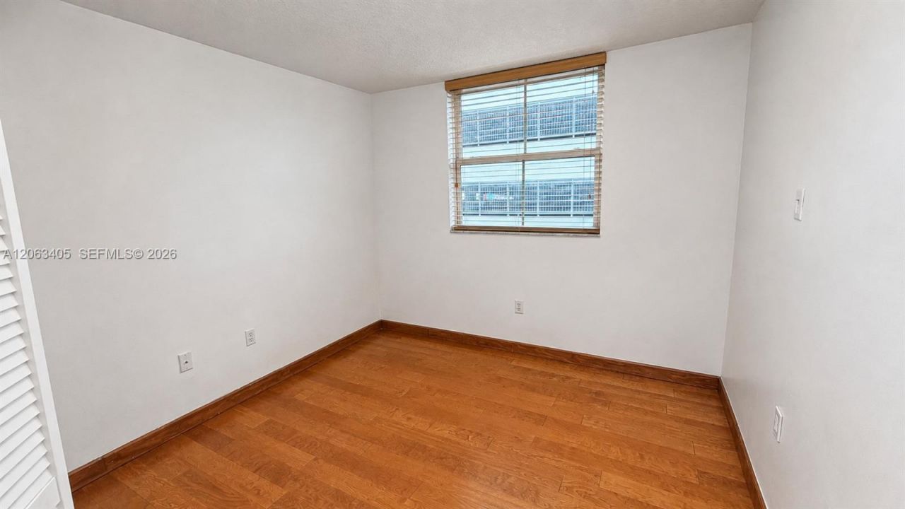 104 SW 9th St, Unit 1403, Miami, FL 33130 Photo