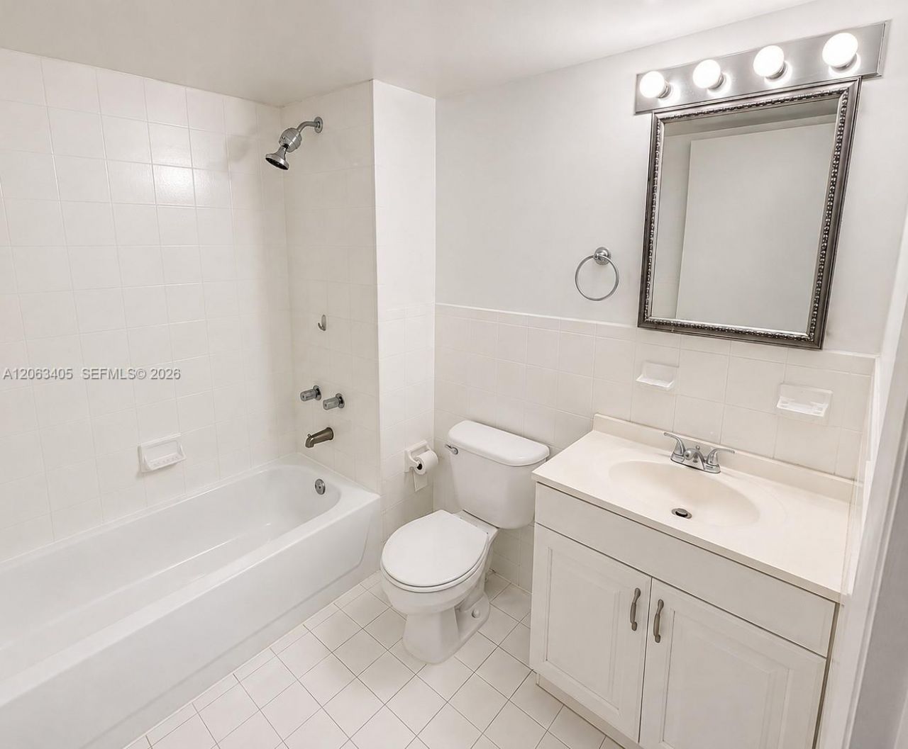 104 SW 9th St, Unit 1403, Miami, FL 33130 Photo