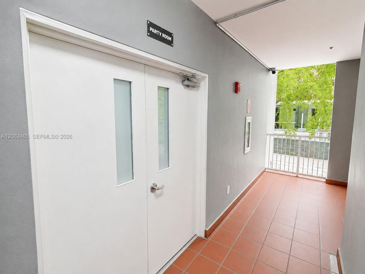 104 SW 9th St, Unit 1403, Miami, FL 33130 Photo