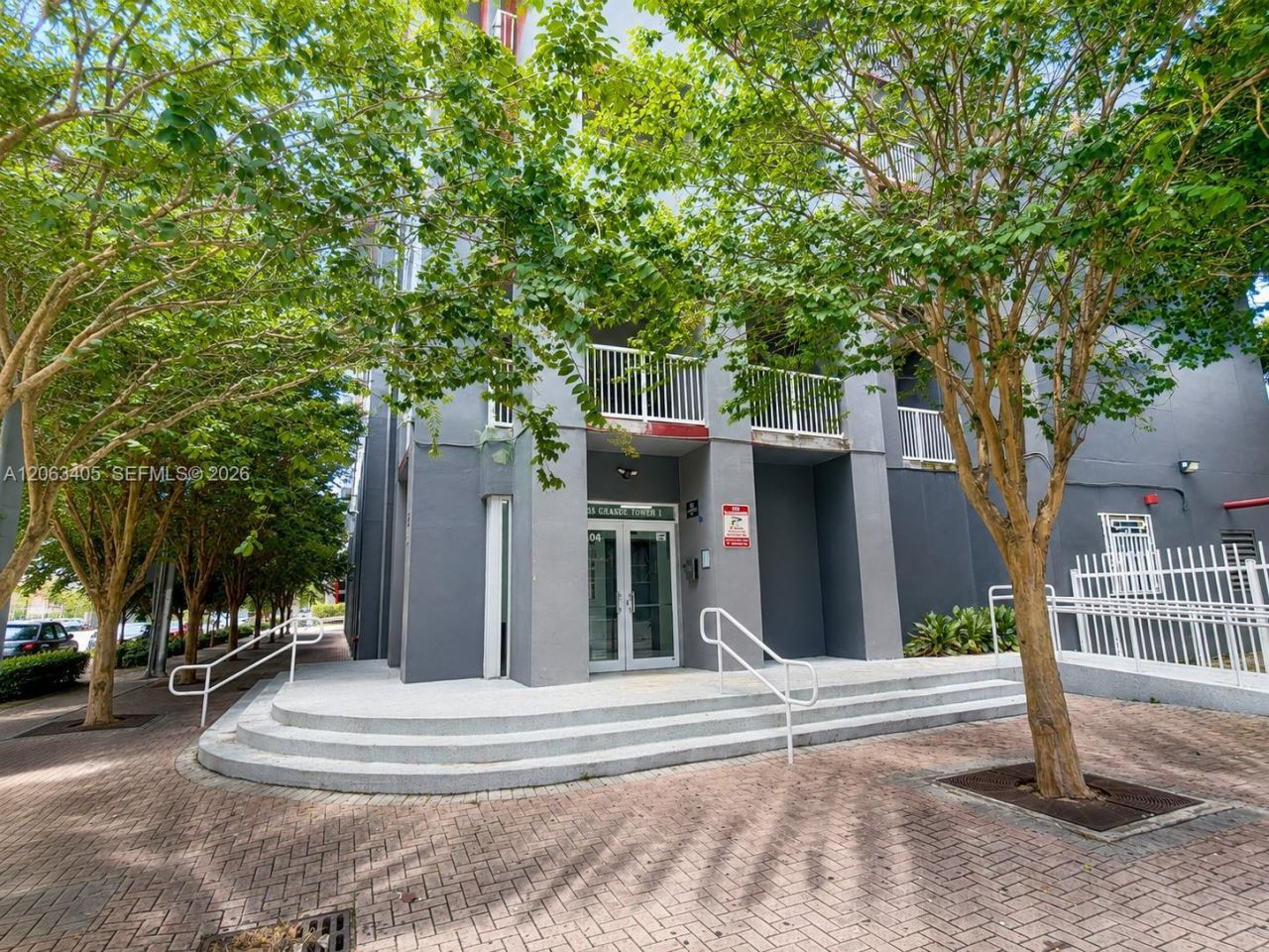 104 SW 9th St, Unit 1403, Miami, FL 33130 Photo
