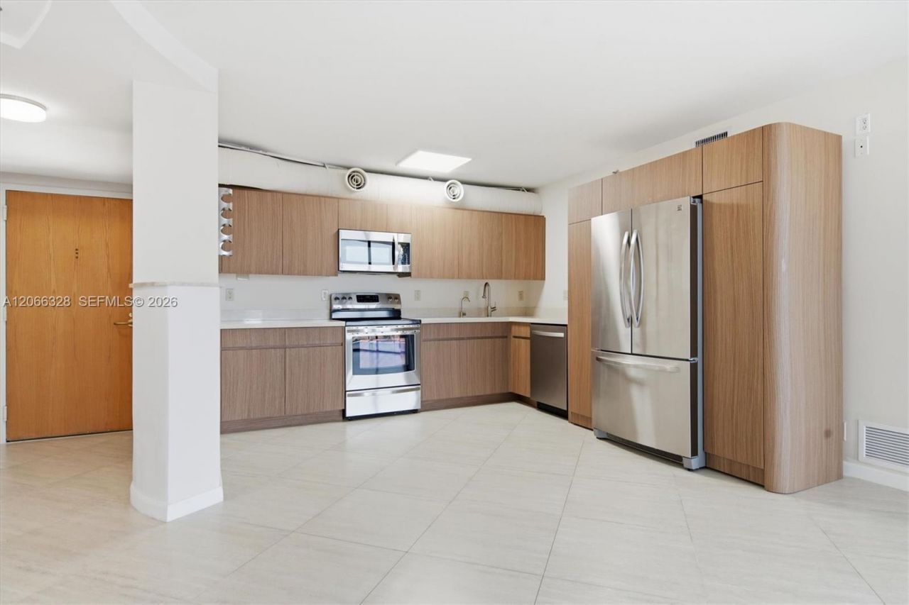 3610 Yacht Club Dr, Unit 1114, Aventura, FL 33180 Photo