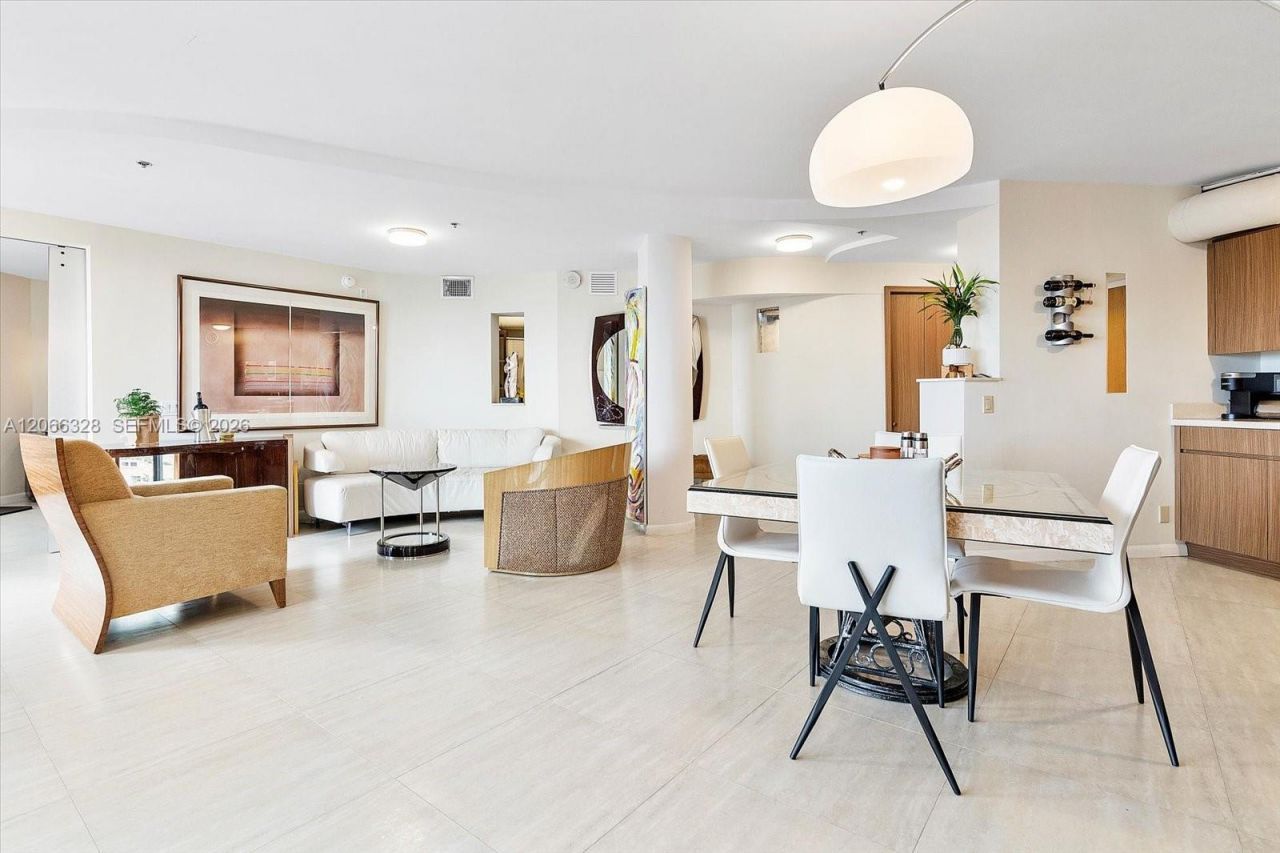 3610 Yacht Club Dr, Unit 1114, Aventura, FL 33180 Photo