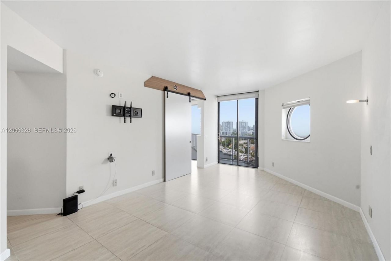 3610 Yacht Club Dr, Unit 1114, Aventura, FL 33180 Photo