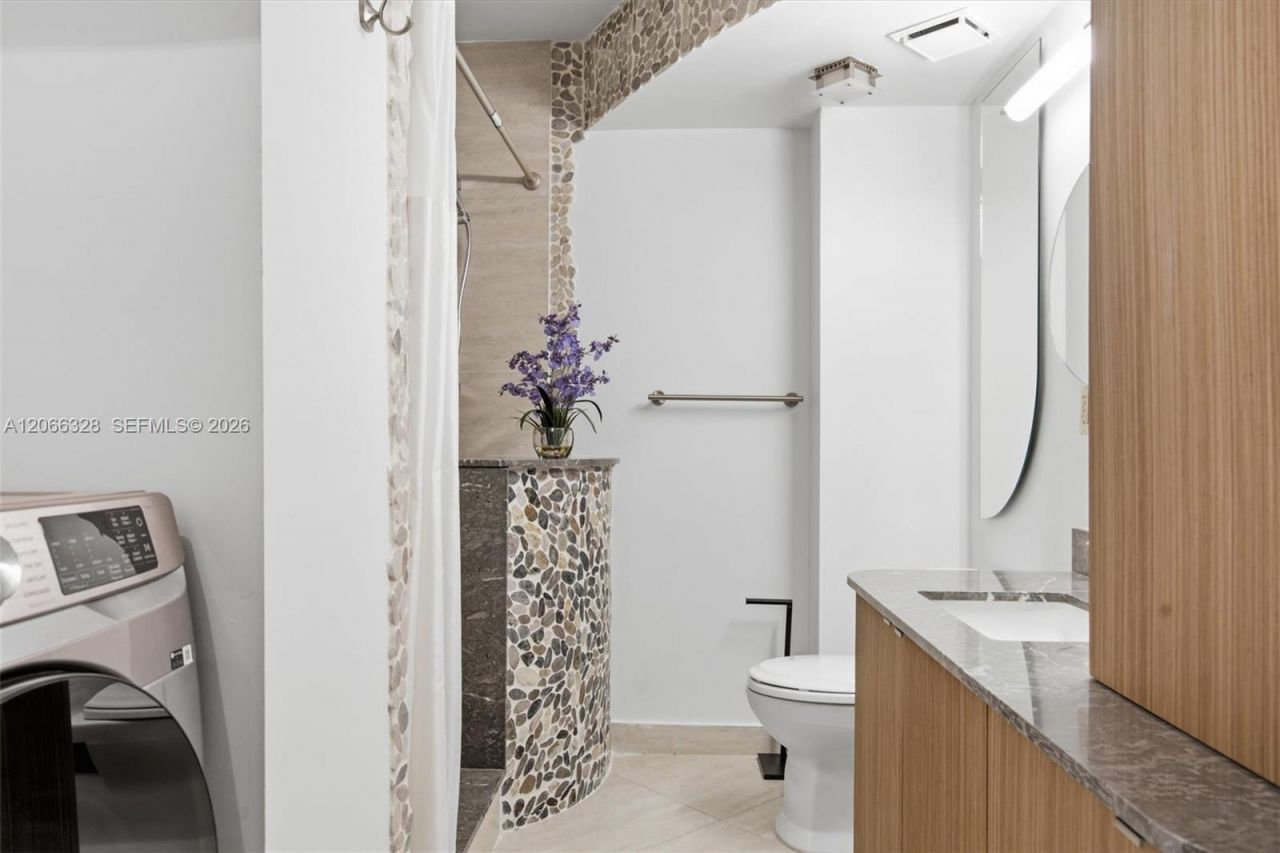 3610 Yacht Club Dr, Unit 1114, Aventura, FL 33180 Photo
