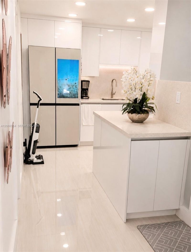6901 Cypress Rd , Unit B17, Plantation, FL 33317 Photo