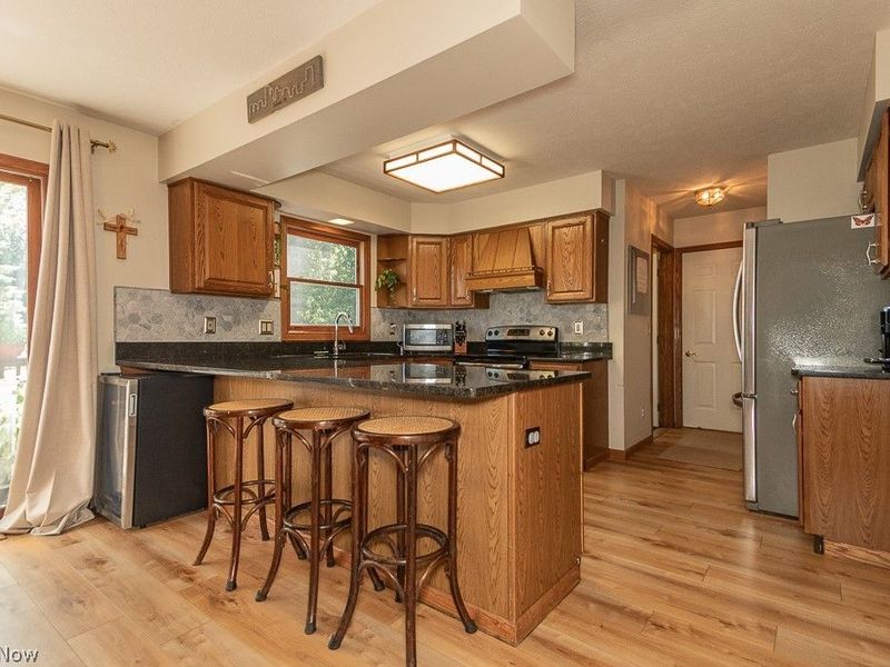7633 Debonaire Drive, Mentor, OH 44060 Photo 13