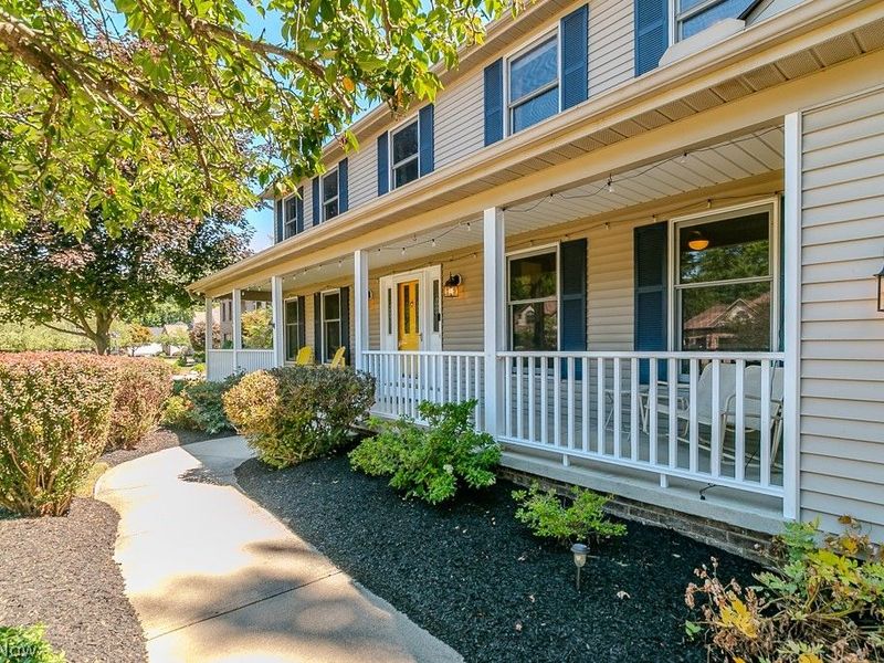 7633 Debonaire Drive, Mentor, OH 44060 Photo 2