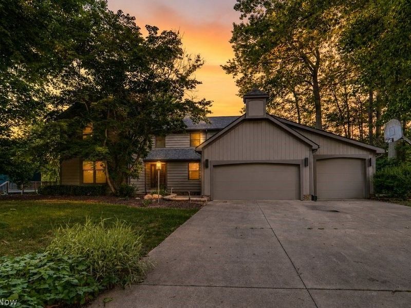 8458 Barbara Drive, Mentor, OH 44060 Photo 1