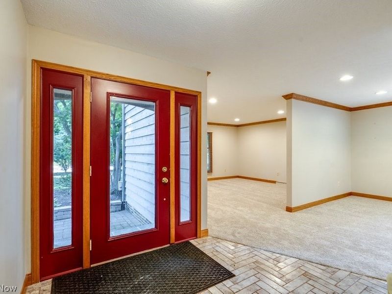 8458 Barbara Drive, Mentor, OH 44060 Photo 8