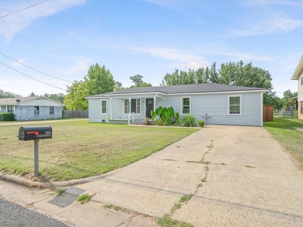 504 E Pennsylvania Avenue , Van, TX 75790