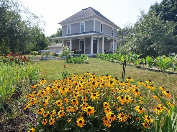 715 10th Street , Milford, IA 51351
