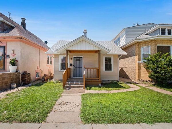 2848 N Monitor Avenue , Chicago, IL 60634