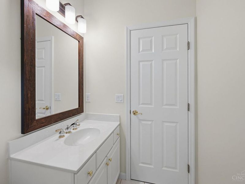 2292 Endovalley Drive, Anderson Twp, OH 45244 Photo 15