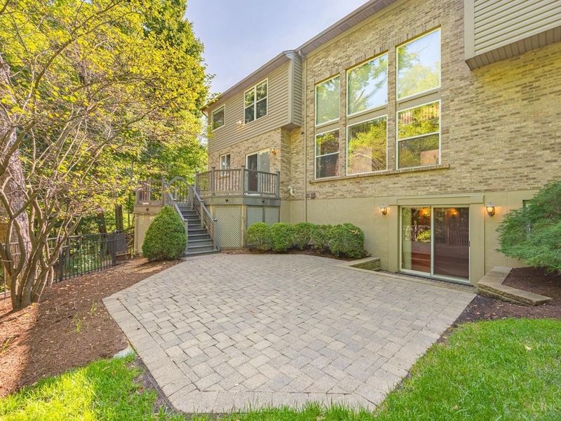 2292 Endovalley Drive, Anderson Twp, OH 45244 Photo 79