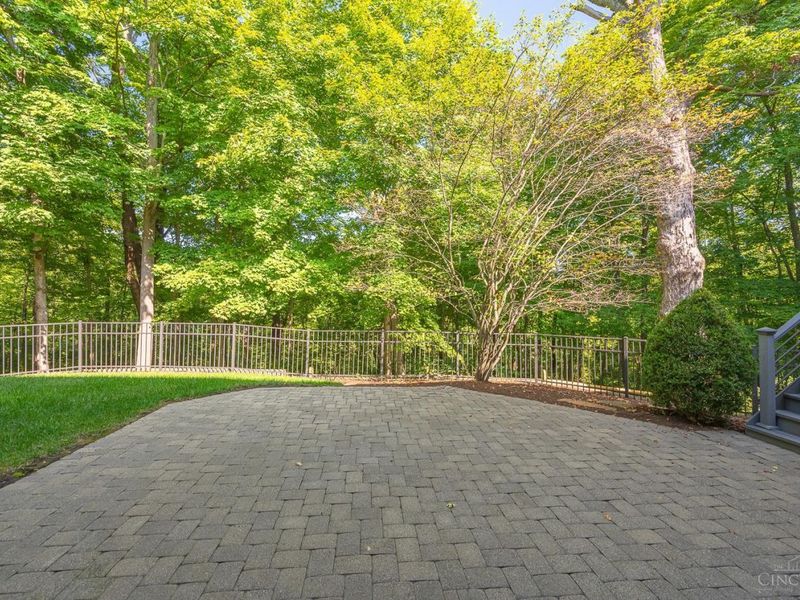 2292 Endovalley Drive, Anderson Township, OH 45244 Photo 81