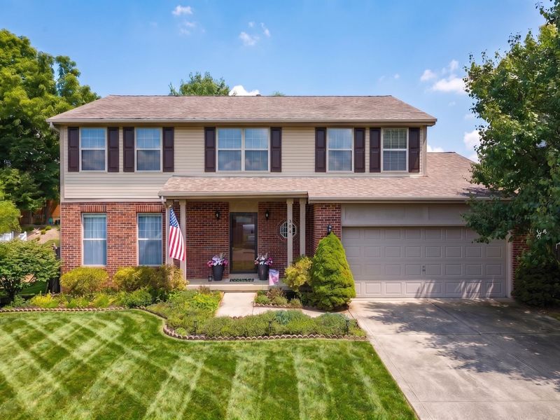 206 Oxford Drive SW, Pataskala, OH 43062 Photo 1