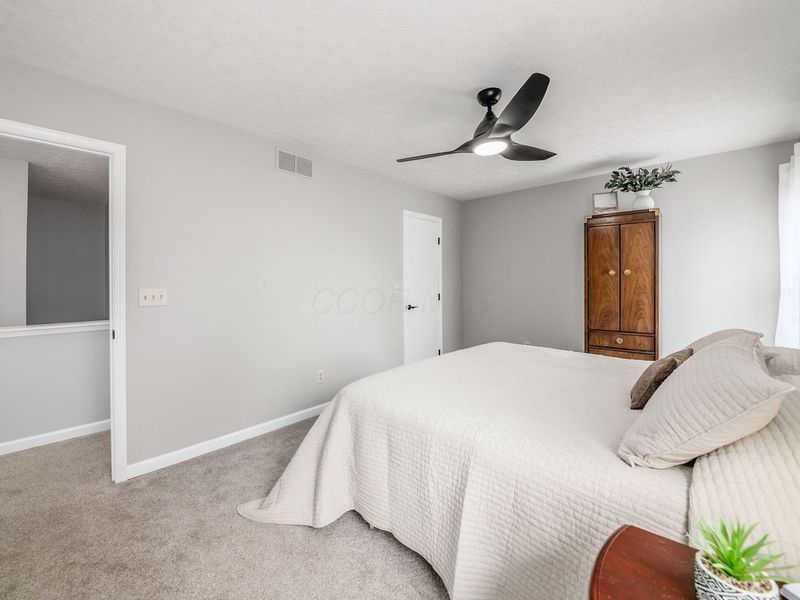206 Oxford Drive SW, Pataskala, OH 43062 Photo 32