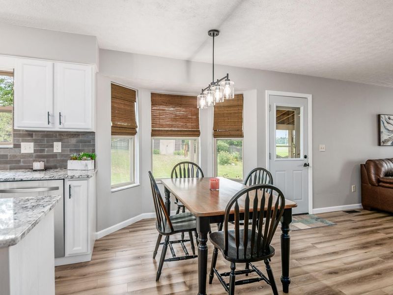 206 Oxford Drive SW, Pataskala, OH 43062 Photo 7