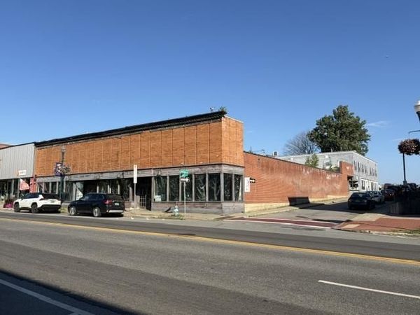 138 Main Street, Newport City, VT 05855