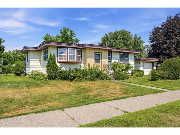 407 W Buckman Street, Augusta, WI 54722