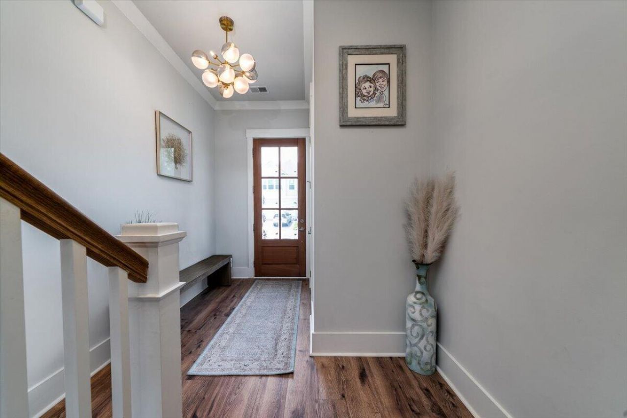 606 White Cap Court Photo 15