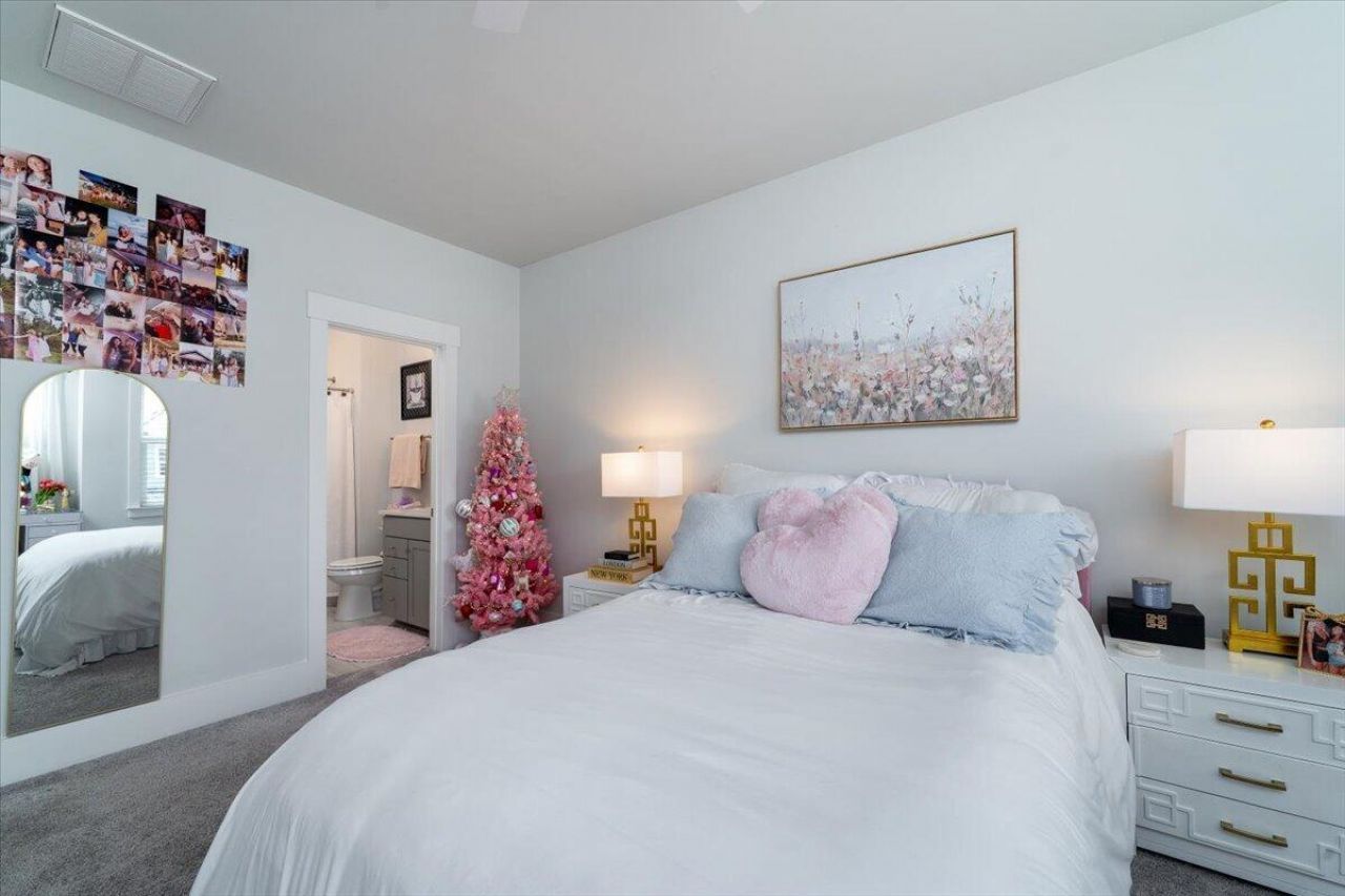 606 White Cap Court Photo 24