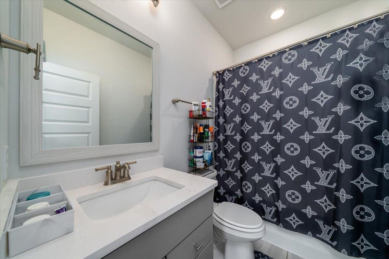 606 White Cap Court Photo 27