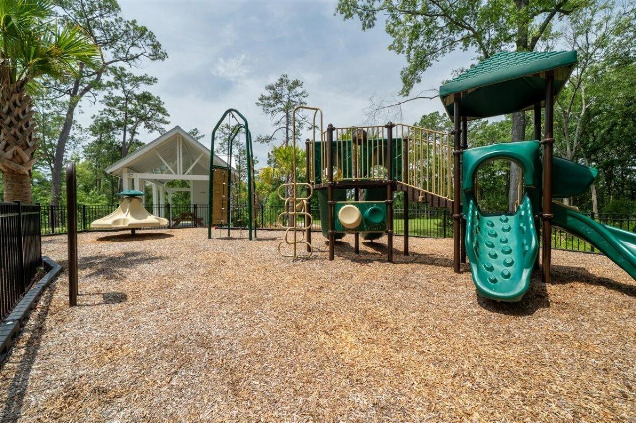 606 White Cap Court Photo 40