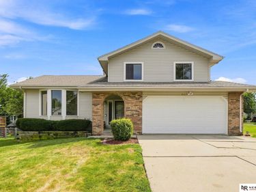 3431 Faye Drive, Bellevue, NE 68123