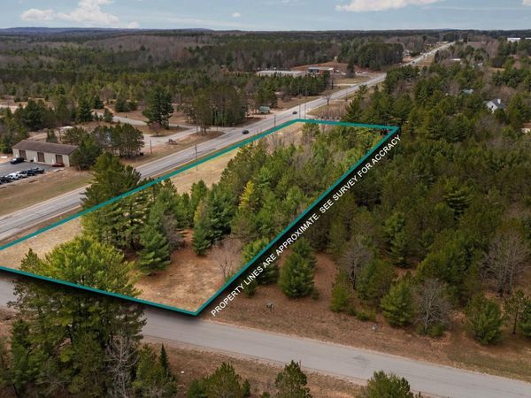 33 Old Cabin Drive, Interlochen, MI 49634