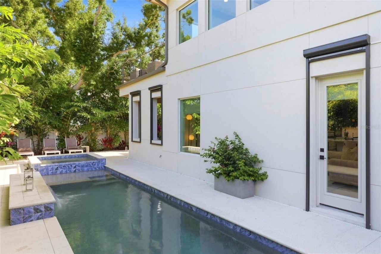1805 Goldenrod Street, Sarasota, FL 34239 Photo