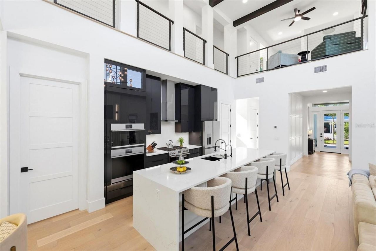 1805 Goldenrod Street, Sarasota, FL 34239 Photo