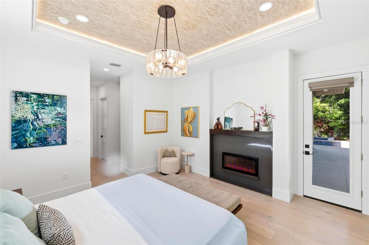 1805 Goldenrod Street, Sarasota, FL 34239 Photo