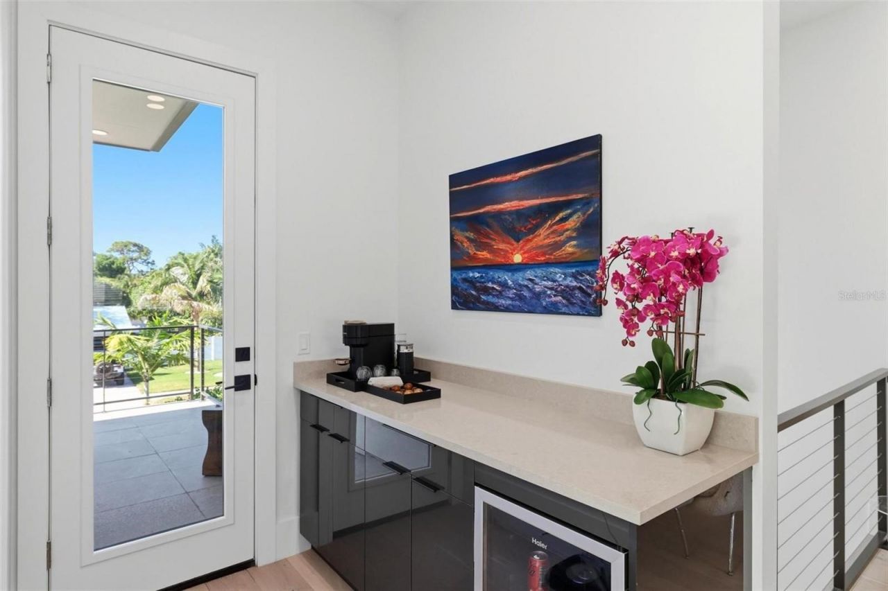1805 Goldenrod Street, Sarasota, FL 34239 Photo