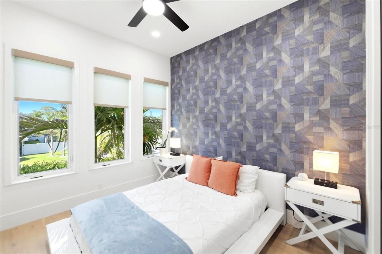 1805 Goldenrod Street, Sarasota, FL 34239 Photo
