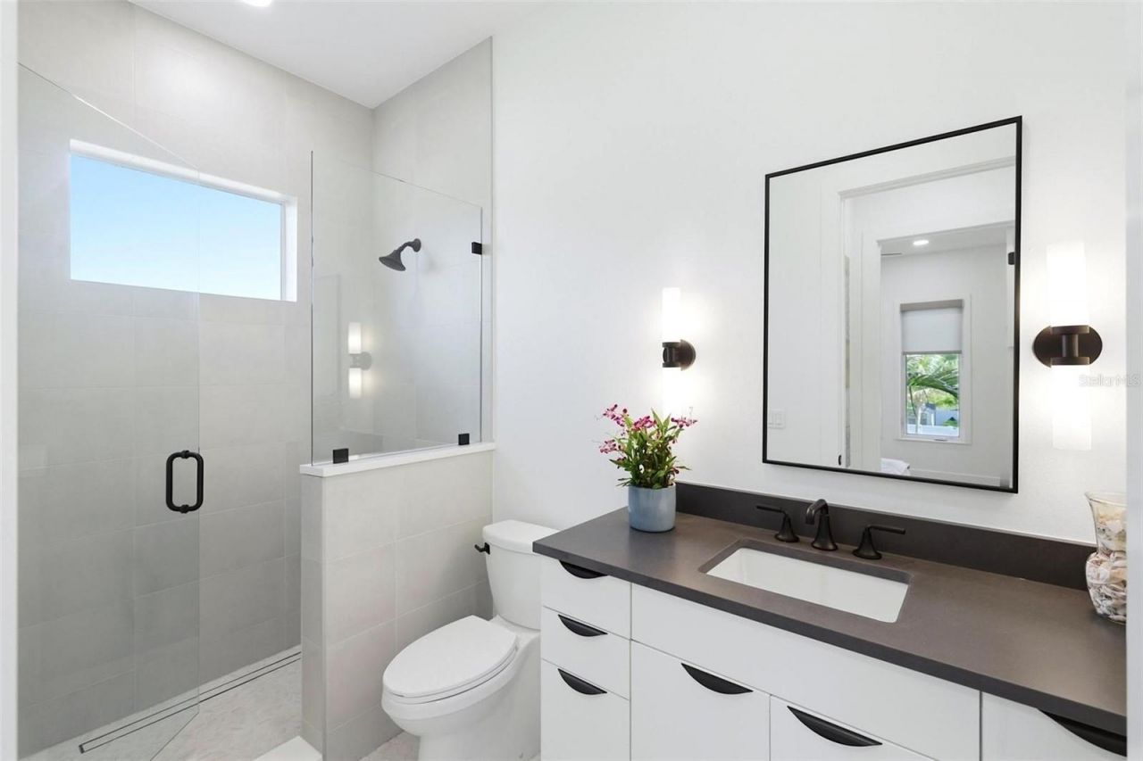 1805 Goldenrod Street, Sarasota, FL 34239 Photo