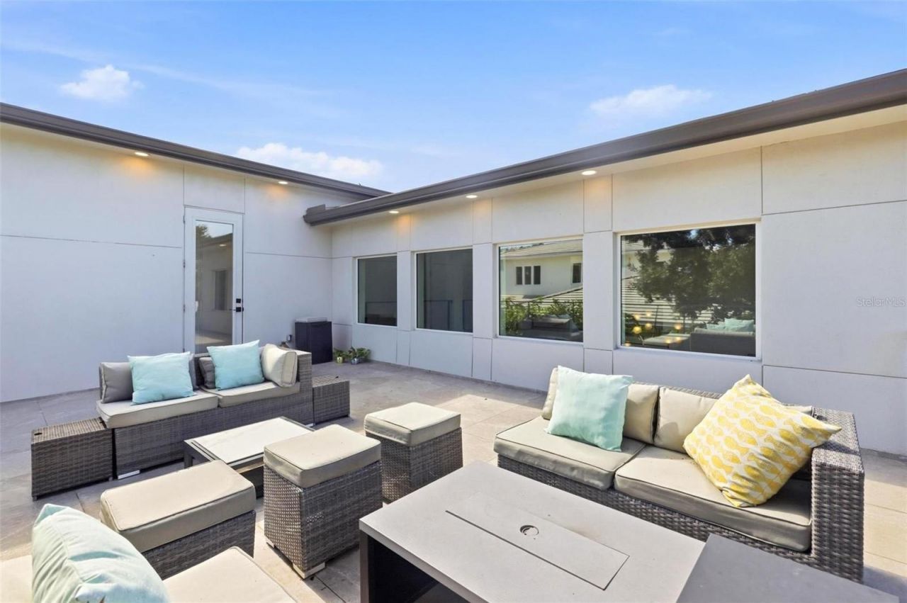 1805 Goldenrod Street, Sarasota, FL 34239 Photo