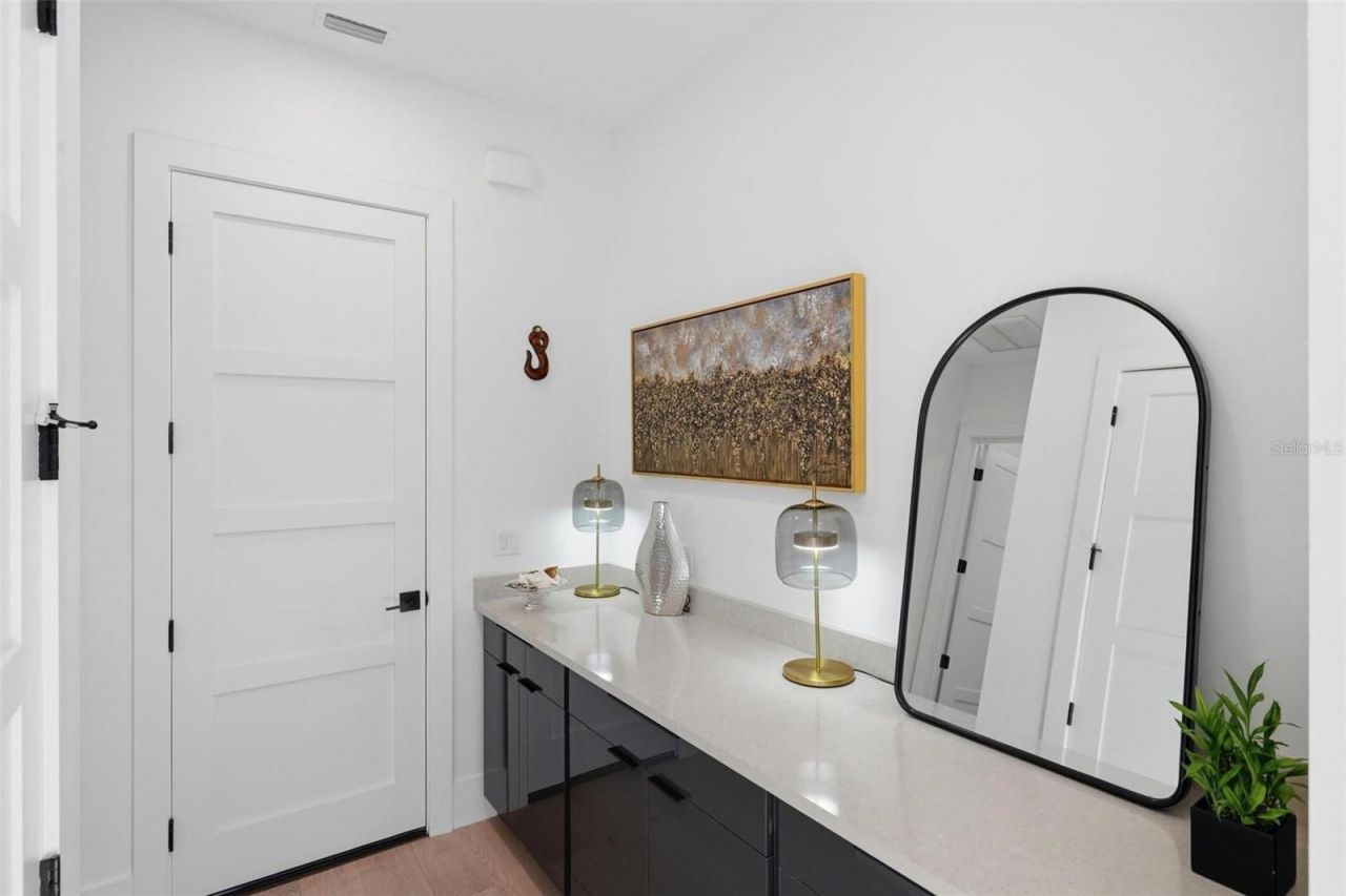 1805 Goldenrod Street, Sarasota, FL 34239 Photo