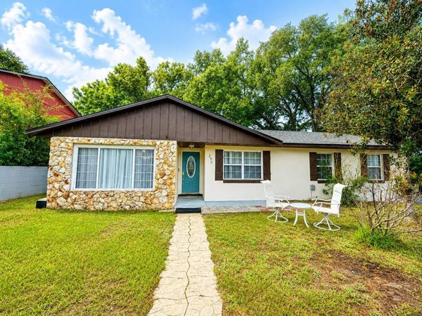 290 HILLSIDE DRIVE, CLERMONT, FL 34711