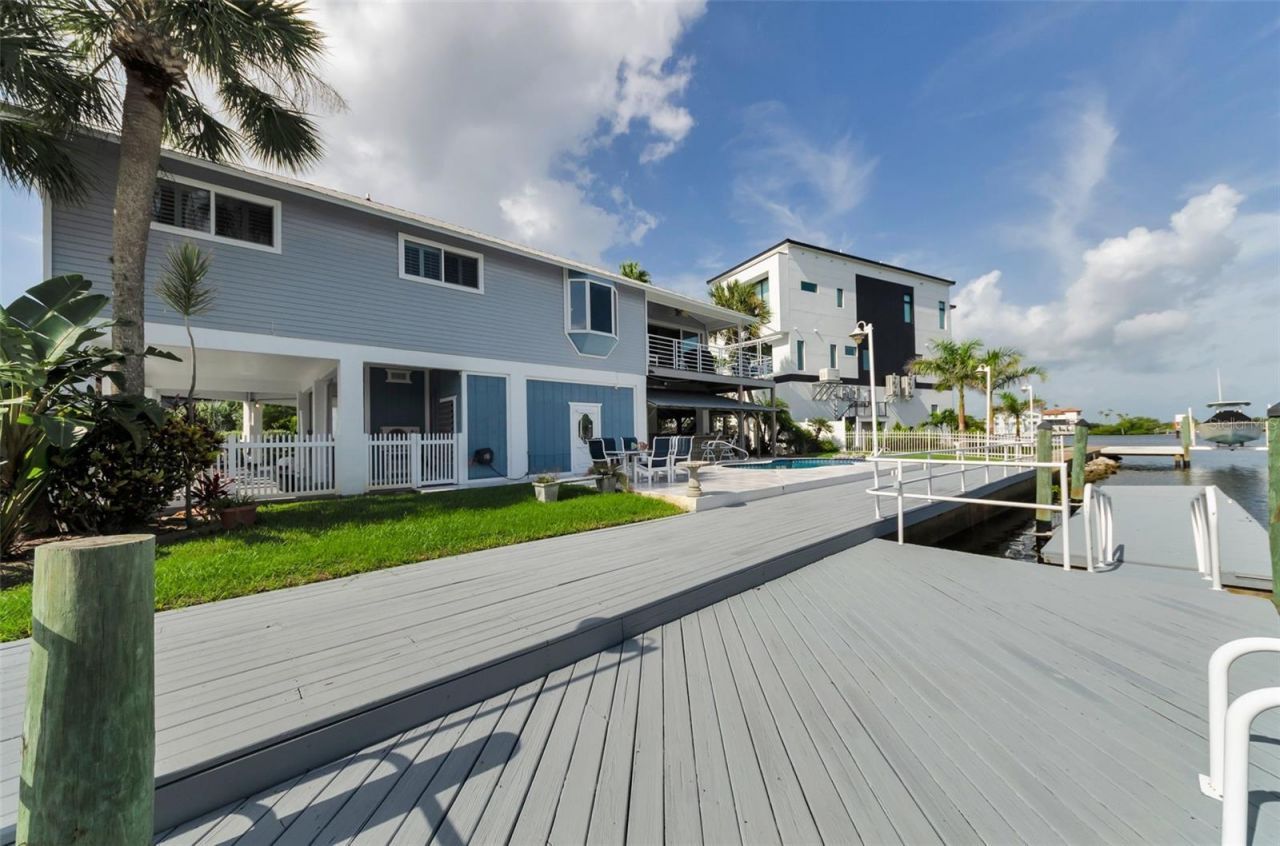8001 Brighton Drive, Port Richey, FL 34668 Photo