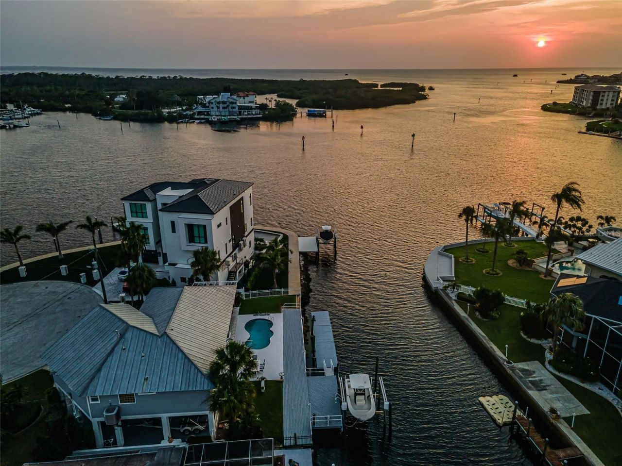 8001 Brighton Drive, Port Richey, FL 34668 Photo