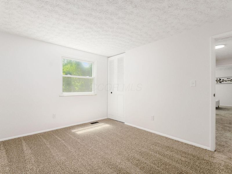 2245 Blue Rock Lane , Grove City, OH 43123 Photo 18