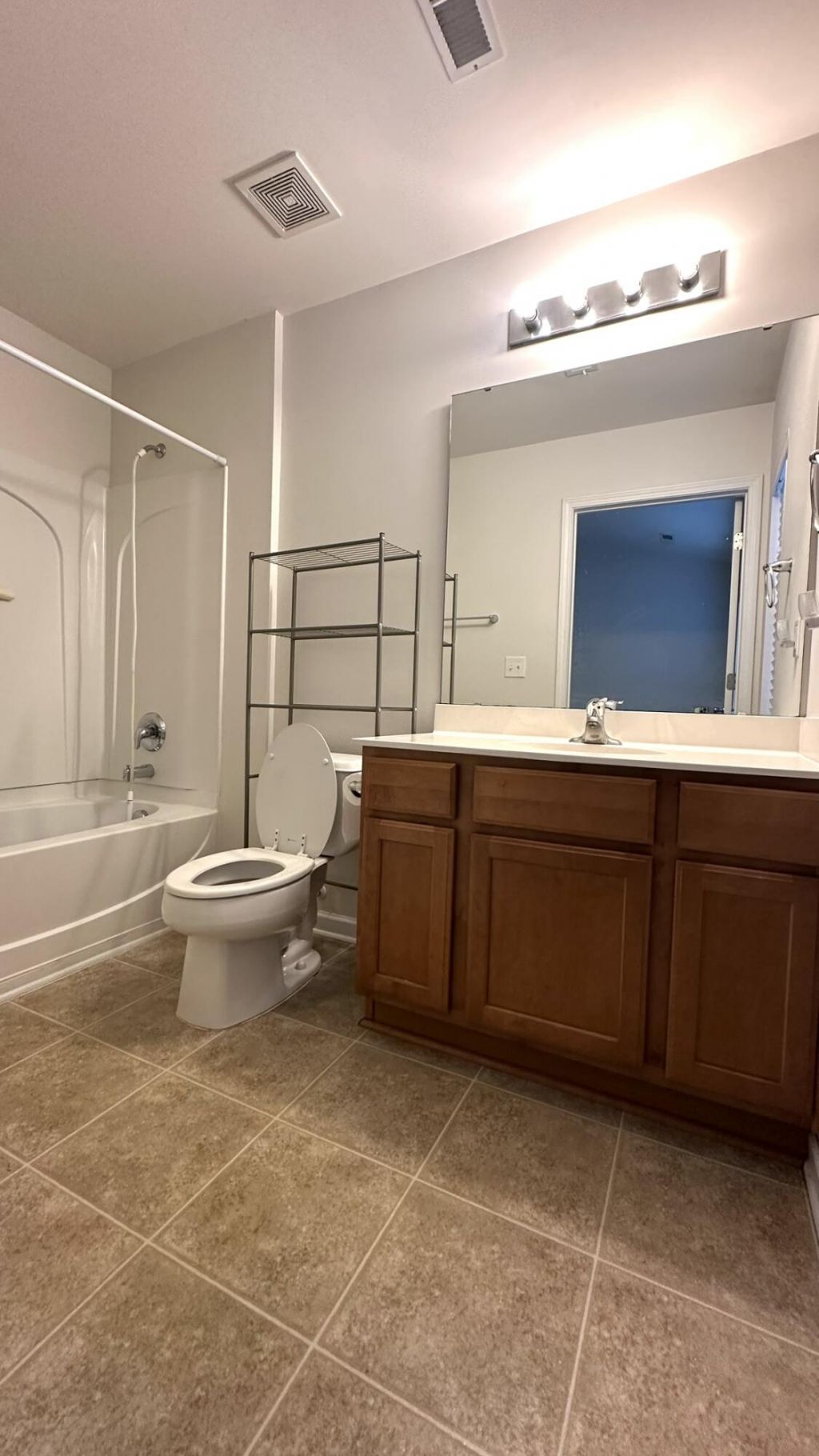 220 Jackson Street Photo 10