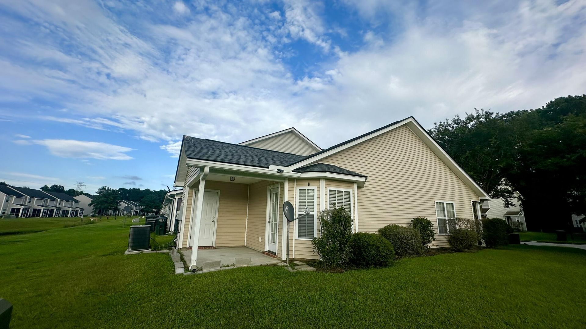 220 Jackson Street Photo 15
