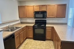 220 Jackson Street photo 4