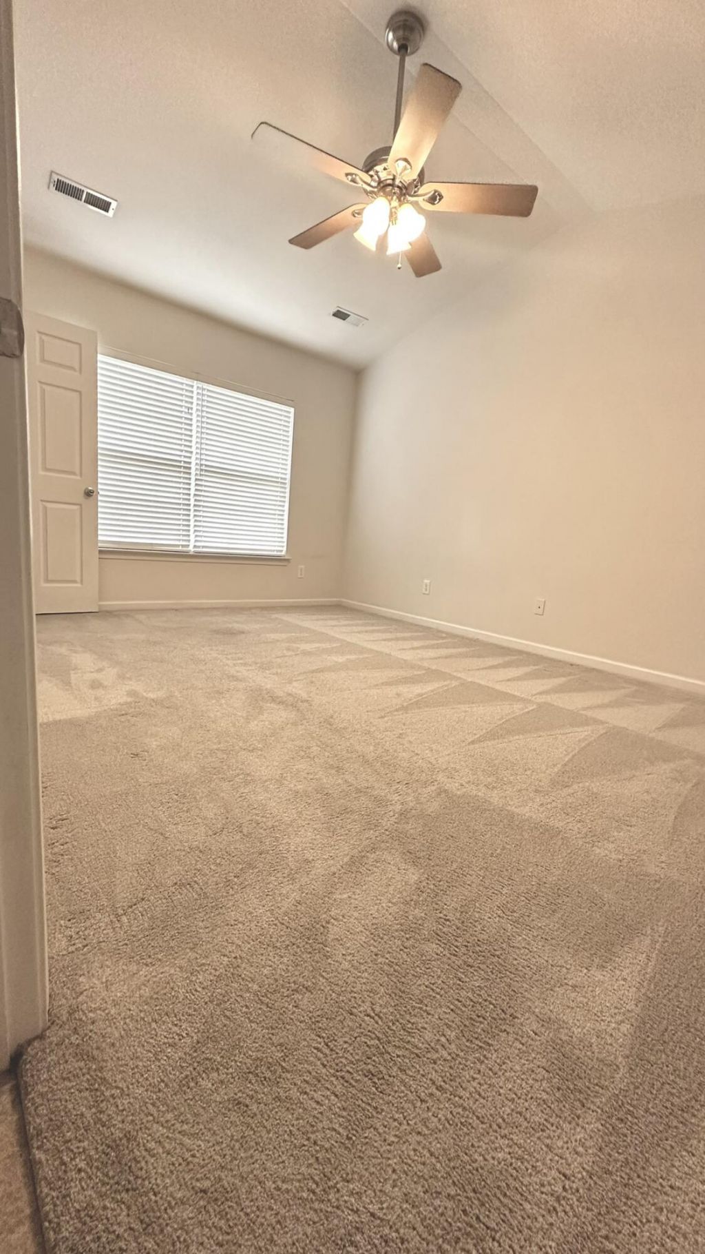 220 Jackson Street Photo 7