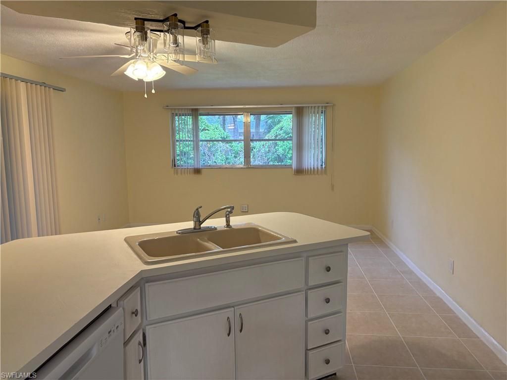 5661 Eichen Cir E, Fort Myers, FL 33919 Photo