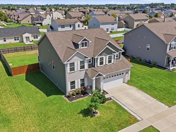 2241 Maple Stone Lane , Greenwood, IN 46143